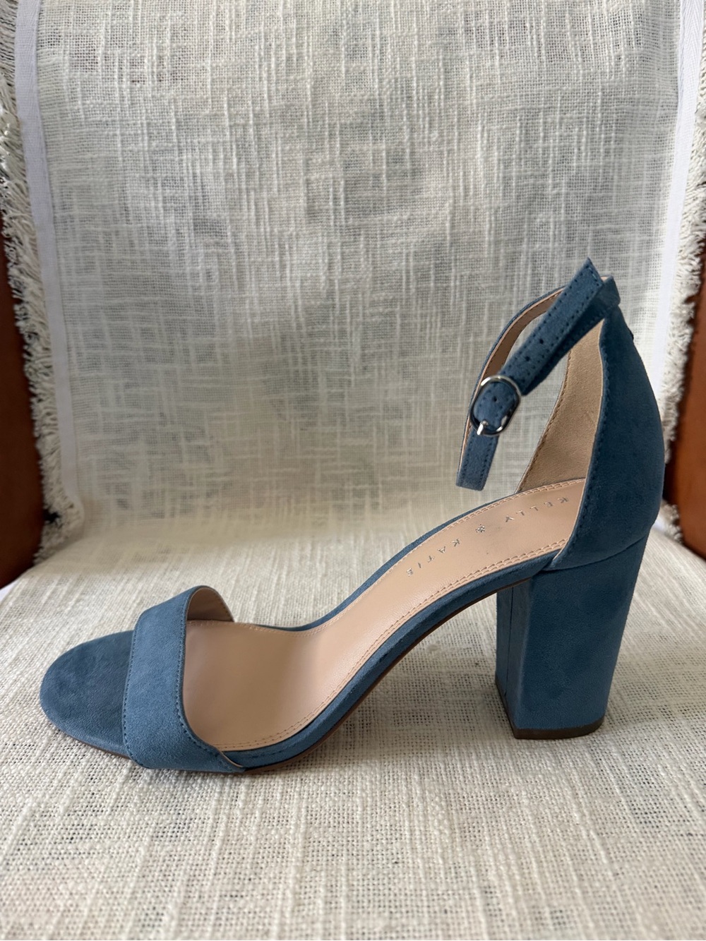 Kelly & Katie Dusty Blue Block Heel Sandals Size 10M Ankle Strap Heels